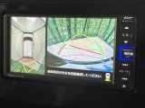 【パノラマモニター】専用のカメラにより、上から見下ろしたような視点で360度クルマの周囲を確認することができます☆死角部分も確認しやすく、狭い場所での切り返しや駐車もスムーズに行えます。