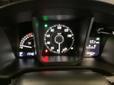 マルチインフォメーション・ディスプレイでは、燃費や車速、ホンダセンシング機能の注意表示など表示され、快適な運転に。