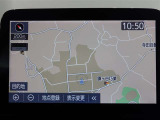 ディスプレイオーディオを装備。スマホとクルマをつなぐことで、これまでのナビに加えて、いろんなサービスが楽しめます