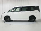 ヴォクシー  1.8 ハイブリッド S-Z E-Four 4WD