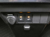 運転席/助手席シートヒーター付きです。寒い日も快適なドライブが楽しめます♪