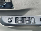 運転しながら操作しやすいように各種ボタンが設置されています♪ストレスのない快適なドライブに必須です!