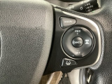 【アダプティブ・クルーズ・コントロール】予め設定した車速内でクルマが自動的に加減速。 前走車との適切な車間距離を維持しながら追従走行し、高速道路でのドライバーの疲労を軽減してくれる嬉しい機能付♪