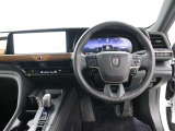 運転席廻りです。