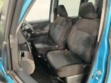 運転席、助手席です。クリーニング済みで綺麗になっております。