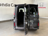 わくわくゲートも搭載されておりますので、狭い駐車場でも荷物の出し入れが可能です!