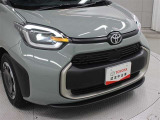 歩行者(昼夜)・自転車運転者(昼夜)・自動二輪車(昼)を検知対象に加えたプリクラッシュセーフティ採用の予防安全パッケージ「Toyota Safety Sense」が採用されています。