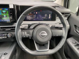周囲が広く見わたせて運転しやすく室内も広々★