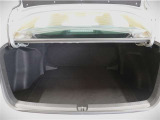 広々としたラゲージスペースを備えています。大きなものや長さのある荷物もしっかりと積み込めます。