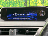【メーカー純正ナビ】インテリアに溶け込むスタイリッシュな「専用設計」メーカーナビを装備♪視認性や操作性など基本性能にも優れ、より上質なカーライフをお楽しみいただけます。