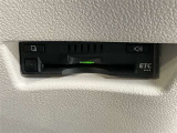 ETC車載器です!高速道路の料金所で慌てて小銭を探すことも無くなります。キャッシュレスでスイスイ、ストレスフリー♪