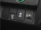 ◆横滑り防止装置◆コーナーリング時の横すべりを抑える機能と、車両の急激な挙動変化を抑える機能で、安定した走行を実現しています。運転に安心とゆとりが出来ます。