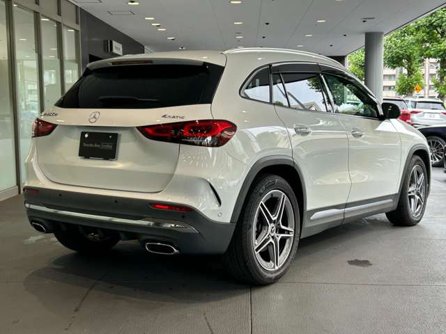 メルセデス・ベンツ GLAクラス GLA200d 4マチック AMGラインパッケージ