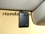 今や必需品となったドライブレコーダーも装着されています。運転中の記録を録画してくれます、万が一の時にドライブレコーダーがあれば安心です!