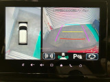 【全方位モニター】 4つのカメラで映像を映し出します。発進時、後退時も周囲の安全を確認し、サポートします^^