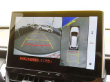 バックカメラの他に上から見下ろしたような画像が見れるアラウンド(全方位)モニター。前後左右を把握できます!