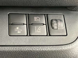パワーウィンドウです!運転席でラクラク操作!元気なお子様やワンちゃんのイタズラも防いでいただけますよ。