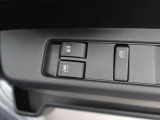 さまざまなシーンでドアの開閉を快適にする便利な機能を搭載!