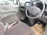 視界が良く運転性の良いフロントシート