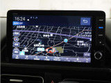 純正9インチHondaCONNECTナビ(LXM-242ZFNi)&バックカメラが装備されているので、普段の使い勝手もロングドライブも快適です。