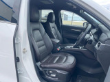 運転席シート廻りは使用感も少なく、良好な状態となっています。丁寧に使われていたことがよくわかりますね。
