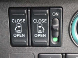 運転席からも操作ができる電動スライドドアです!乗り降り便利なうれしい装備です。