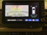 バックでの車庫入れも安心です! リアカメラが付いているバックモニター付のナビを装備しております。バンパーについているソナーや、操作線もついており距離感も画面から確認できます。