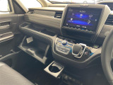 【 オートエアコン 】車内温度を感知して自動で温度調整をしてくれるのでいつでも快適な車内空間を創り上げます!