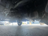 下回りのサビもほとんど無いお車です。気になる方は追加オプションで防錆加工を施します!