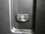 ノートパソコンなど家庭用電源の電化製品が100Wまで使用できます。