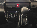 温度を設定すれば、自動で車内の温度管理をしてくれる優れものです♪ATミッションで運転楽々
