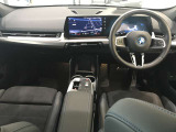 アウトバーンでの走行を見据えたBMWのブレーキシステムはもしもの時にもいち早くマシンを停止してくれます。