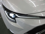1灯の光源でハイ・ローを切り替えられるBi-Beam LEDランプ。通常ランプの2倍以上明るくロングライフです。