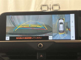 マルチビューバックガイドモニターで、後方を確認しながら安心して駐車することができます。運転初心者も熟練者も必須の機能ですよ!