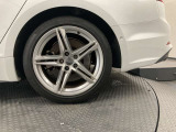純正アルミホイール装着車両です!