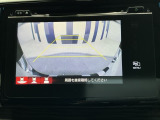 バックカメラ付きで後方の確認も安心です!スムーズな駐車・車庫入れをサポートいたします!