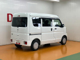 右後ろから