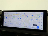 【ディスプレイオーディオ】・・・大型ディスプレイに各種オーディオ機能(AM/FMチューナー、Bluetooth対応)とスマートフォン連携機能を搭載。