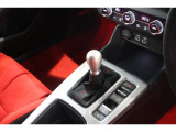 6速MTのお車です♪直感的な操作を楽しむことができます!