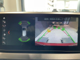 前後クリアランスソナー付なので、駐車が苦手な方でも安心です。ガイドの表示・非表示も切り替え可能です。