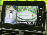 【アラウンドビューモニター】専用のカメラにより、上から見下ろしたような視点で360度クルマの周囲を確認することができます☆死角部分も確認しやすく、狭い場所での切り返しや駐車もスムーズに行えます。