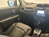 ◆LIBERALAは、輸入車選びの新たなスタイルを提案するインポート・セレクト・ブランドです。オーナー様となる方がクルマから直接感じる感性を第一にした、最良の一台との出会いをコーディネートいたします。