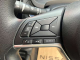 ステアリングスイッチ付きのハンドル!運転に支障をきたすことなくナビ操作が可能です!!