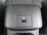 USBソケットも付いてスマホの充電など様々な用途に使用でき便利です