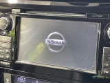 【メーカー純正ナビ】インテリアに溶け込むスタイリッシュな「専用設計」メーカーナビを装備♪視認性や操作性など基本性能にも優れ、より上質なカーライフをお楽しみいただけます。