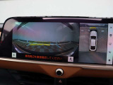 お車選びをお楽しみ頂けるよう、在庫車の展示スペースを十分に確保しております。