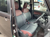 運転席シート