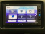 ワイド画面のナビゲーションはフルセグTV対応のGathers純正メモリーナビを搭載しています。Bluetoothオーディオ機能がありますので、スマートフォンなどの音楽も再生できます。