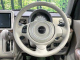 【純正革巻きステアリング】上質な革を使用することで、手にしっかり馴染みとても運転しやすいハンドルです♪
