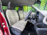 運転席シート廻りは使用感も少なく、良好な状態となっています。丁寧に使われていたことがよくわかりますね。